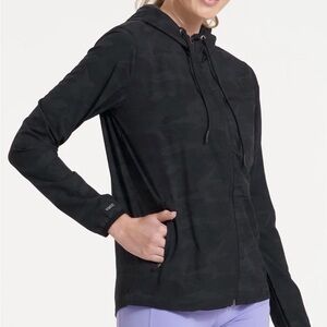 Vuori Outdoor Trainer Shell hooded jacket black camo